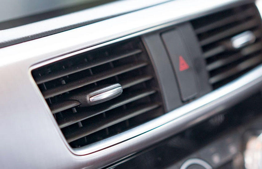Signs And Symptoms Of A Car Air Conditioner Blowing White Mist