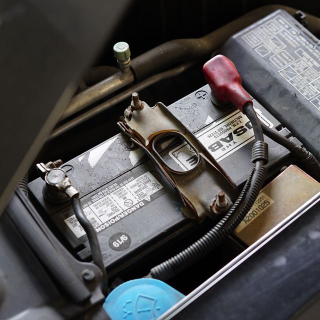 Connecting a Car Battery: Terminal Order And Best Practices