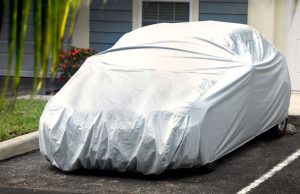 Advantages and Disadvantages of Using a Car Cover